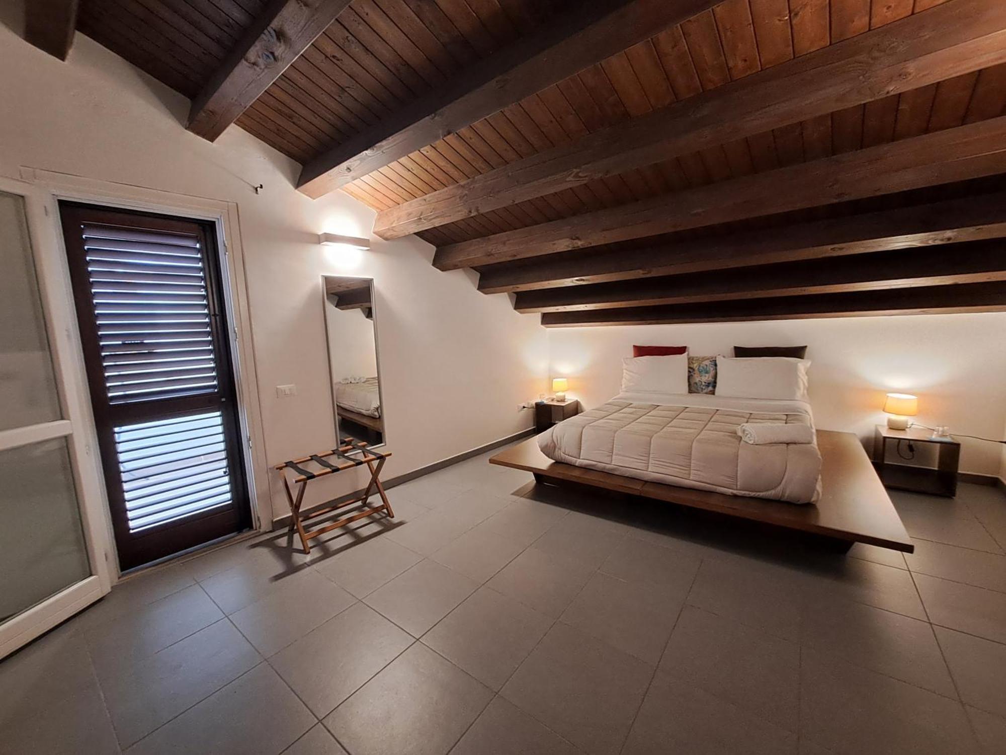 Sopra Moltivolti Guesthouse Palermo Zimmer foto
